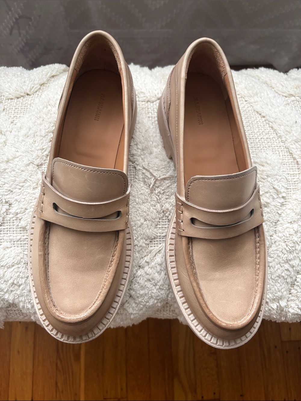 🆕 Magnanni Leather Loafers